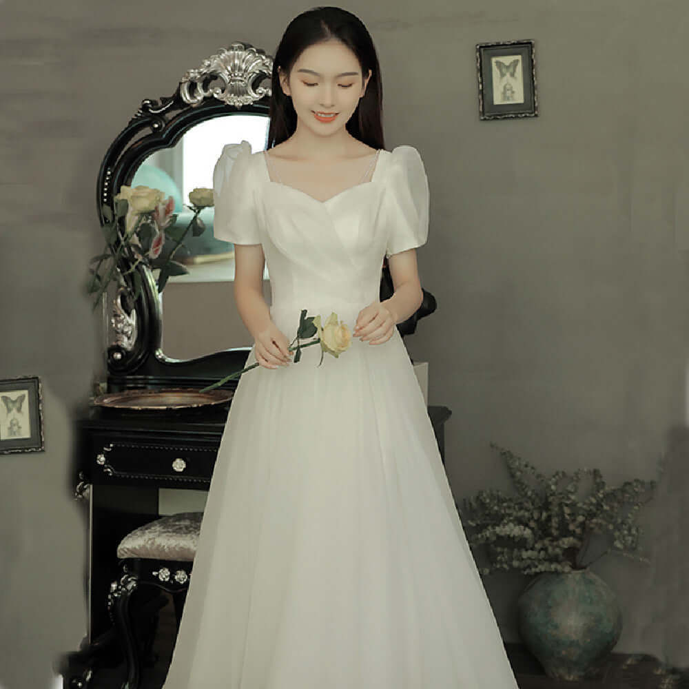 Light Luxury White Simple Dress