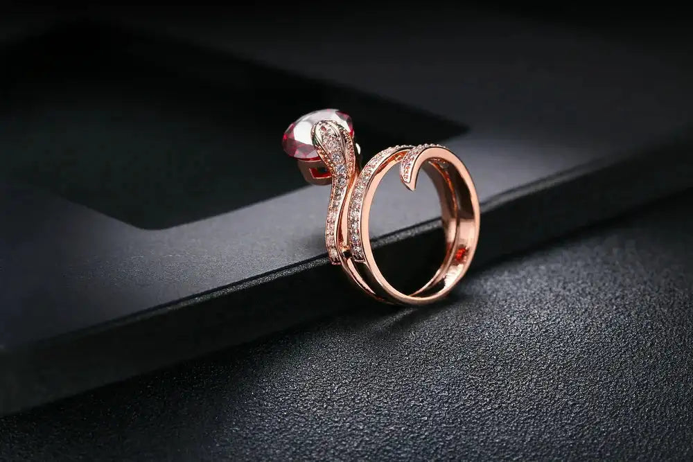 Retro Snake Rings for Women Orange Red Zircon Crystal Rose Gold Color Unusual Rings With Stone Women"s Accessories Jewellry R149 FASHION FREANZY